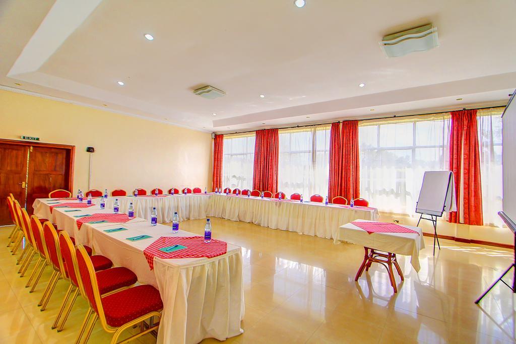 Poa Place Resort & Hotel - Where Nature Meets Comfort Eldoret Exteriör bild